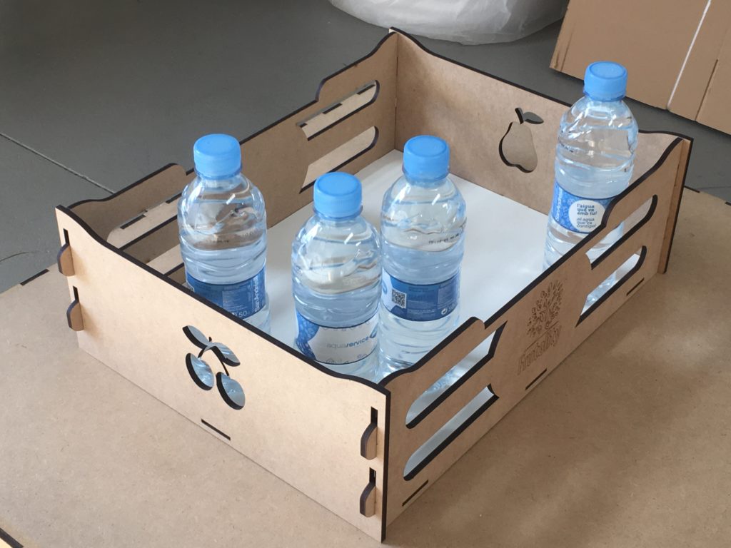 Cajas para botellas de agua